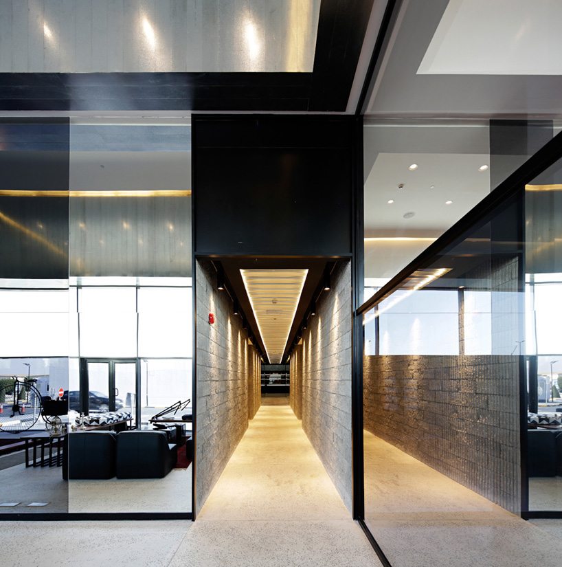 the-burrow-gym-lab-100-kuwait-designboom-08