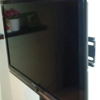 NEW SHARP TV 32'' FOR SALE