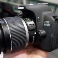 For sale DSLR Canon 650d with 18-55 kit lens..