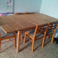 King size Dining table for sale