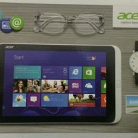 Acer iconia w3 tablet pc ( touch )With windows 8.1
