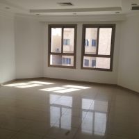 5 Bedrooms apartment for rent in Qortuba, small family only,