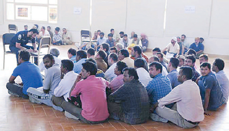 879 people arrested in Hawally , Kuwait