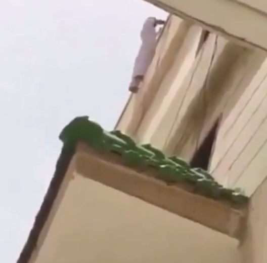 32 Kuwaitis and Expats commit suicide