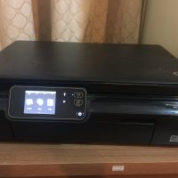 HP Deskjet Ink Advantage 5525 (Scan Copy Print)