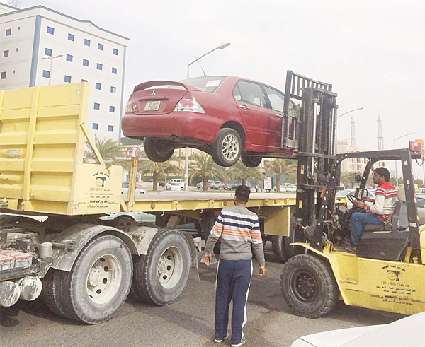 38 caught, 27 cars, 5 bikes seized in traffic crackdown