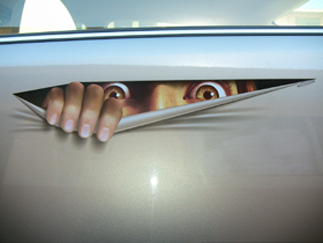 Egyptian salesman caught peeping at female