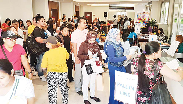 Help desk for Filipinos in Kuwait