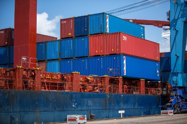 Container of Electrical Appliances of 50000 KWD stolen, mastermind flees country