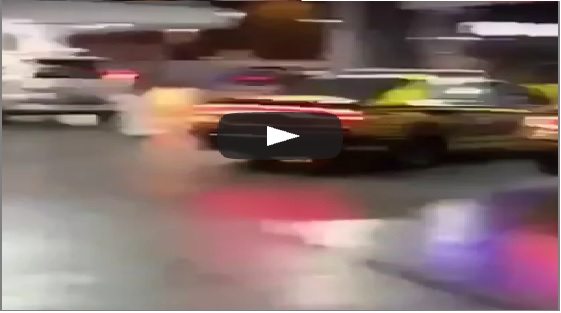 Video – Women harassed by 4 men